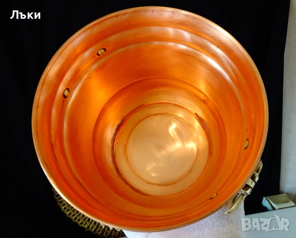 Медна саксия,кашпа с бронзови дръжки,барок. , снимка 6 - Антикварни и старинни предмети - 52674252