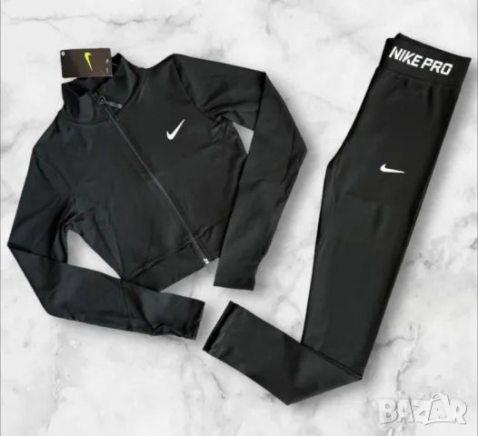 дамски екип Nike pro, снимка 1 - Спортни екипи - 47604838