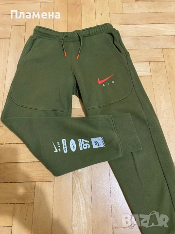 Nike Air Max  екип, худи и долнище  10-12 год, снимка 2 - Детски комплекти - 53076685