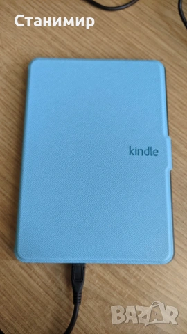 Kindle Paperwhite електронна книга с подсветка и калъф с над 600 книги, снимка 3 - Електронни четци - 48888413