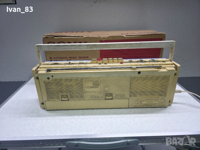 Радиокасетофон Sony cfs 250s, снимка 6 - Радиокасетофони, транзистори - 53012176