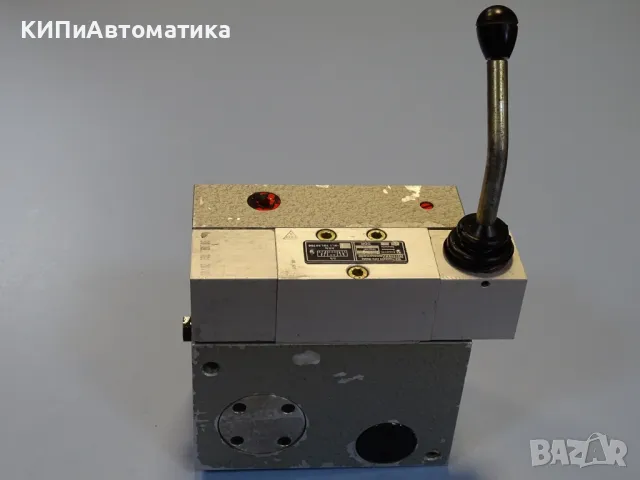 пневматичен блок wmw DDR StGK04/0400 Pneumatic Valve NW-6mm Orsta TGL20705, снимка 8 - Резервни части за машини - 47676021