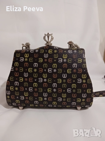 Малка чантичка за през рамо