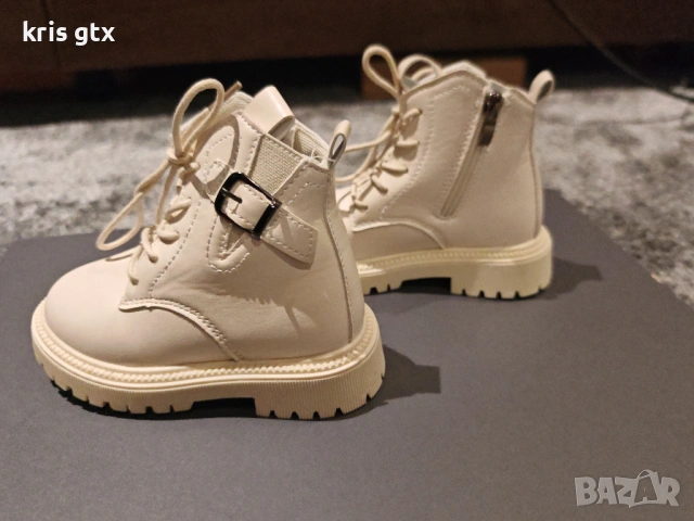 Нови детски боти 27 номер – бежови еко кожа, цип