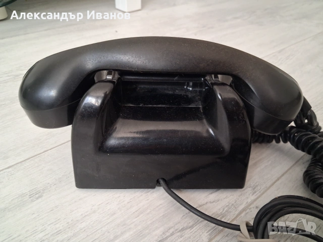 Бакелитов,германски,ретро телефон RFT, снимка 5 - Антикварни и старинни предмети - 54105752