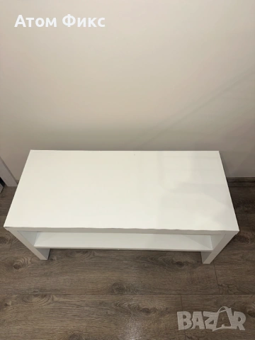 Бяла маса / ТВ шкаф / ниска етажерка в много добро състояние, снимка 6 - Шкафове - 53331677