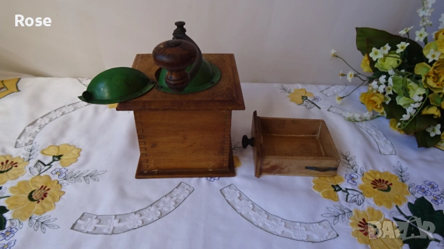 Ръчни антикварни кафемелачки., снимка 16 - Антикварни и старинни предмети - 53589143