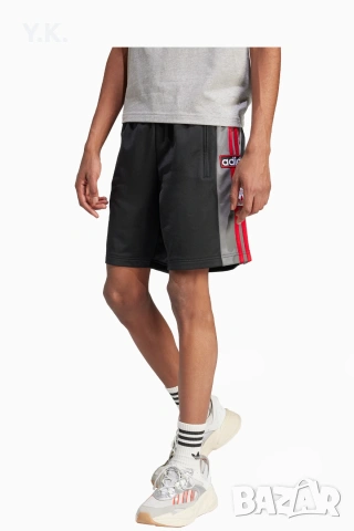 Оригинални мъжки къси гащи Adidas Originals, снимка 4 - Къси панталони - 54276013