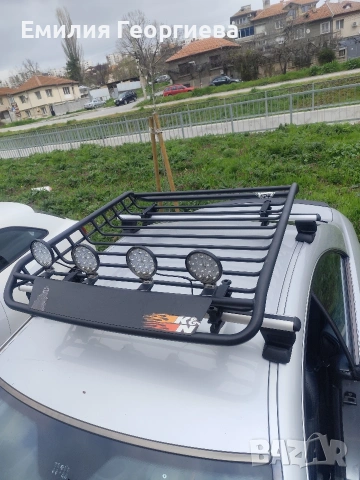 Покривен багажник – кошница + багажни греди + LED прожектори.