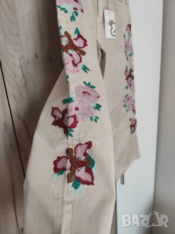 Mint Berry 38 размер дънки с бродерии , снимка 3 - Дънки - 53535269