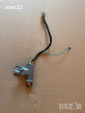 Контактен ключ с ключ за Сузуки Самурай , снимка 4 - Части - 51355414