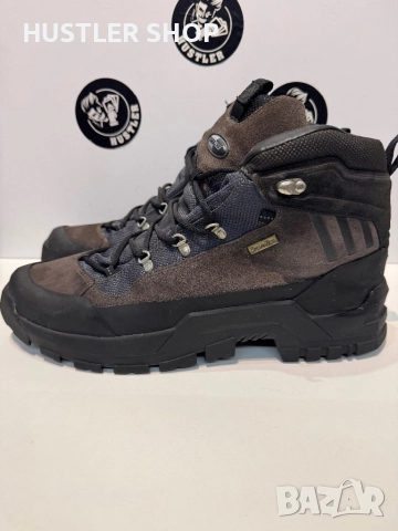Зимни туристически обувки ADIDAS WATERPROOF.Номер 48.5, снимка 2 - Мъжки боти - 52381504