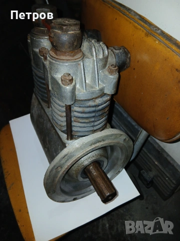 Продавам употребяван двуцилиндров компресор за ЮМЗ, снимка 3 - Селскостопанска техника - 53668429