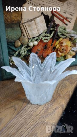 Ваза/бонбониера с форма на разцъфнало цвете Murano Italy. , снимка 1 - Декорация за дома - 45695014