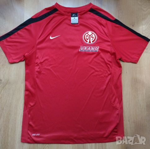 Mainz 05 / Nike - футболна тениска Маинц 05, снимка 2 - Детски тениски и потници - 45625044