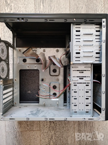 Компютърна кутия и CD/DVD , снимка 4 - За дома - 50362654