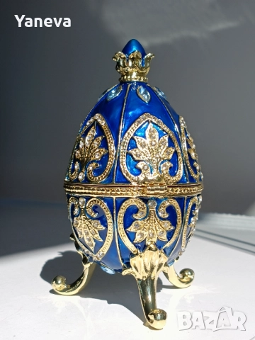 Метална , елегантна и луксозна кутия за бижута , оформена като яйце в стил Фаберже. , снимка 3 - Други - 51990564