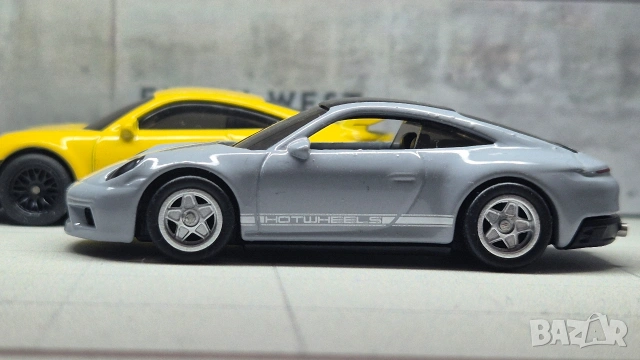hot wheels porsche custom, снимка 4 - Колекции - 53701595