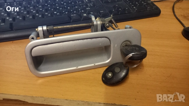 Дръжка заден капак за Голф 4 1J6 827 565 A