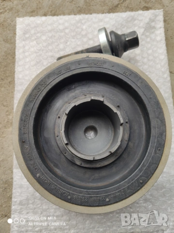 Демферна шайба. За БМВ х3  ...2 д   150 цц150цц