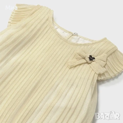 Детска рокля Mayoral с плисиран ефект и панделка, снимка 2 - Детски рокли и поли - 53926329