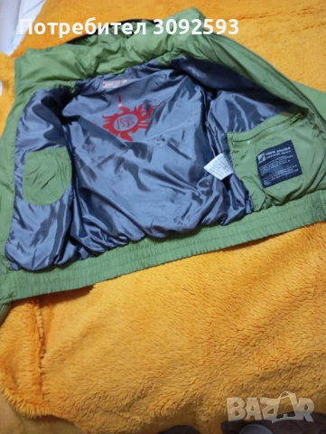 Късо зелено яке, снимка 4 - Якета - 53809517