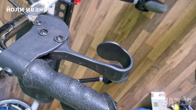 Проходилка за възрастни, снимка 3 - Ролатори - 50305096