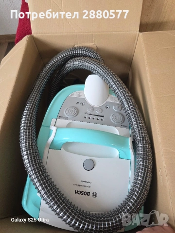 Това е многофункционална прахосмукачка Bosch AquaWash&Clean ProHygienic (модел BWD420HYG).  , снимка 4 - Други стоки за дома - 53924089