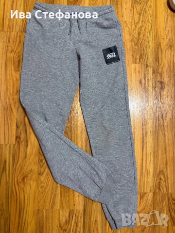  JACK & JONES Jack&jones нов спортен сив 100% оригинално мъжко долнище 