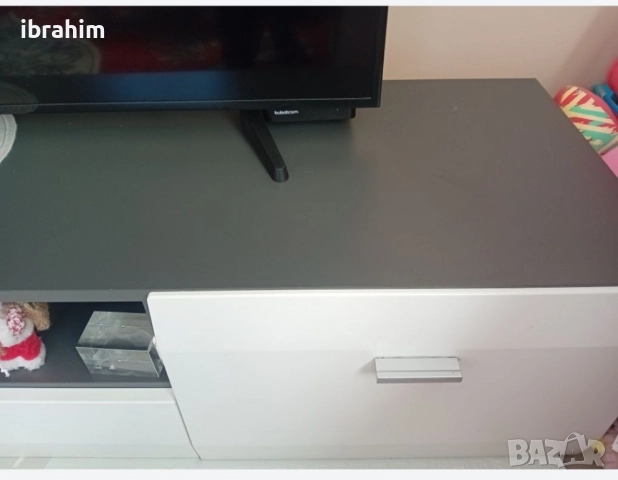 TV секция за телевизор, снимка 3 - Стойки, 3D очила, аксесоари - 52092411