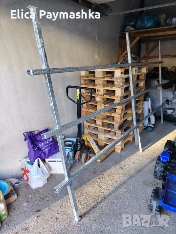 Щендери за товарни автомобили дрехарки 