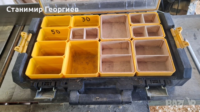 Dewalt Куфар тип органайзер, снимка 2 - Куфари с инструменти - 53774822
