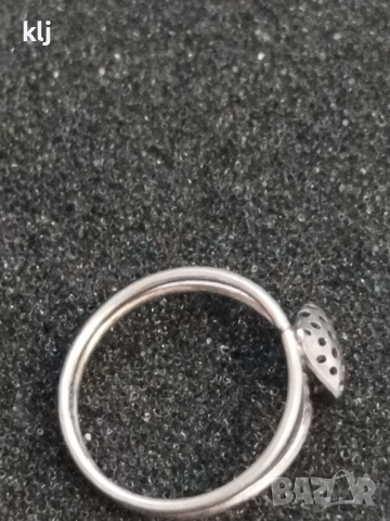 Дамски сребърен пръстен , снимка 3 - Пръстени - 45021786