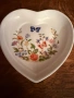 Декоративна чиния във формата на сърце от Aynsley, снимка 1
