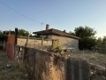 Продавам къща в с.Чернолик с много голям двор, снимка 2
