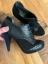 Високи обувки с връзки 38н, снимка 1 - Дамски обувки на ток - 44974758