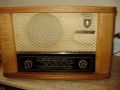 Старинно радио, снимка 1 - Антикварни и старинни предмети - 45325419