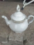 СТАР БЪЛГАРСКИ ПОРЦЕЛАНОВ ЧАЙНИК , снимка 1