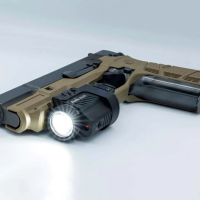 Пистолетен фенер Fenix GL22 - подцевен, снимка 6 - Къмпинг осветление - 45005012