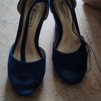 дамски сандали на платформа 4 р-р, снимка 1 - Дамски обувки на ток - 45254746