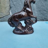 Статуетка на кон-керамика , снимка 1 - Статуетки - 45715556