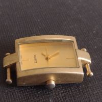 Елегантен дамски часовник AVON QUARTZ много красив стилен 44906, снимка 4 - Дамски - 45381831