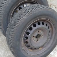 Летни гуми с джанти - 2 броя , снимка 1 - Гуми и джанти - 45371559