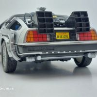 KAST-Models Умален модел на DeLorean Back to the Future I Welly 1/24, снимка 4 - Колекции - 45452753