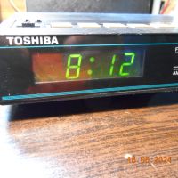 Toshiba RC-8500 Clock Radio  Vintage 79, снимка 2 - Радиокасетофони, транзистори - 45893615