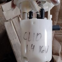 Бензинова помпа Рено Клио 2 , 1.4 16 V, снимка 1 - Части - 45144510