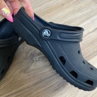 Оригинални черни юношески чехли Crocs ! 30-31 н, снимка 3 - Детски сандали и чехли - 45456129
