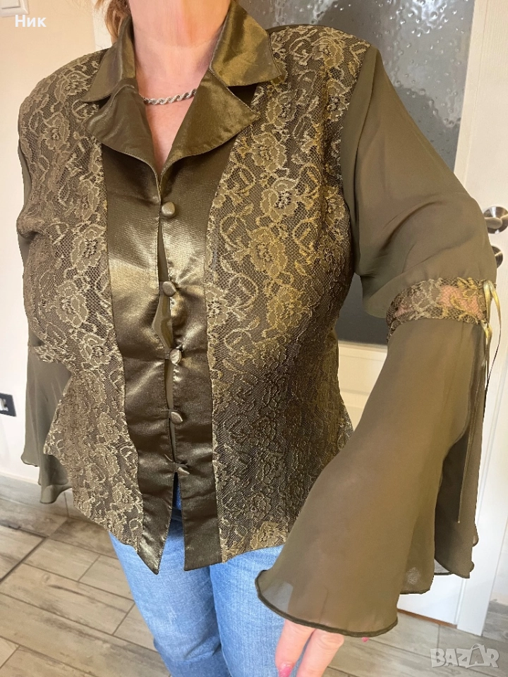 Дамска сатенирана риза, снимка 1