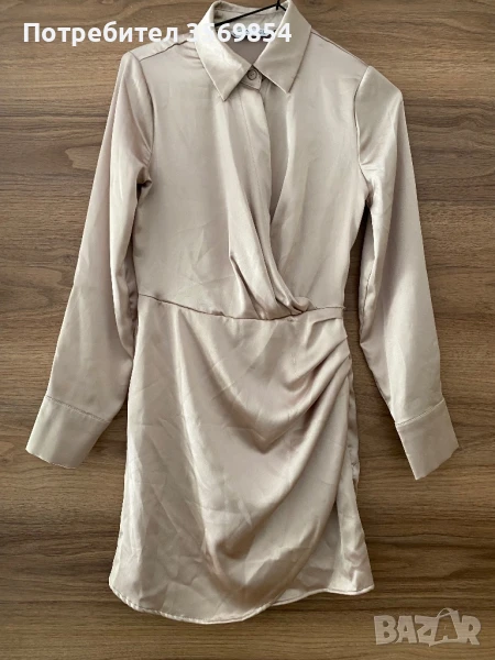 Сатенена рокля, снимка 1