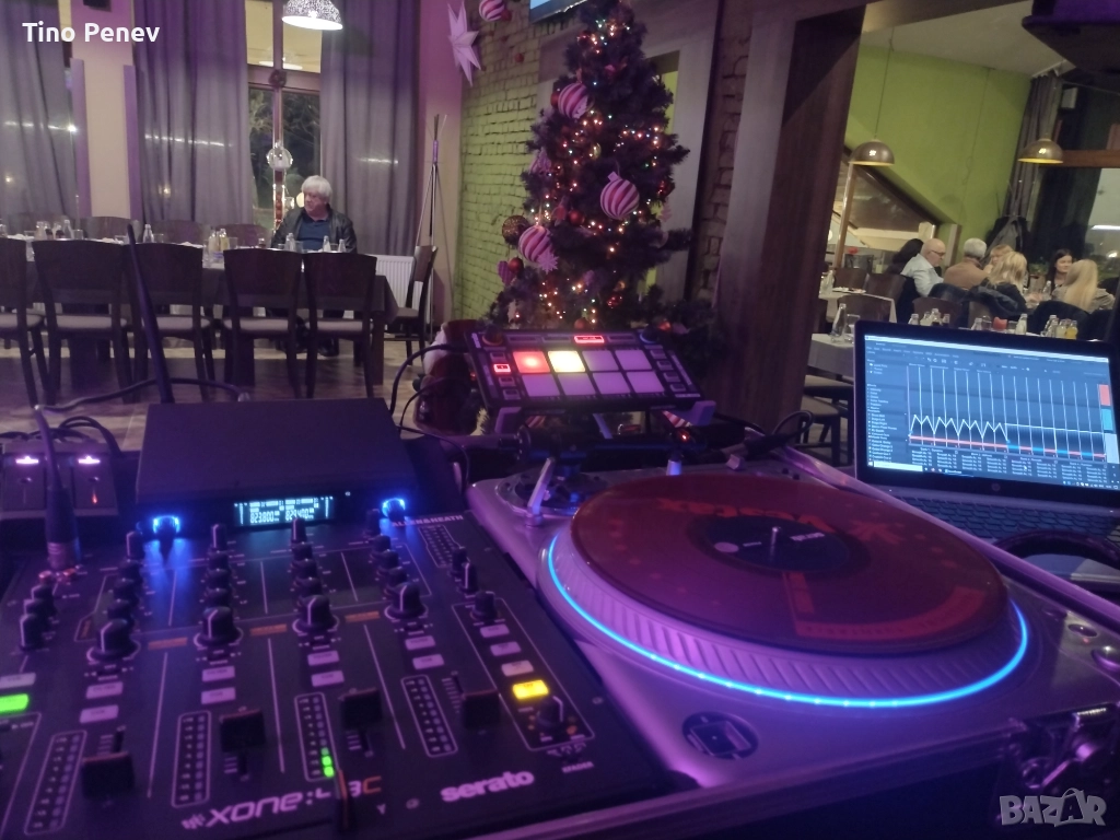 Продава се Dj сет  грамофони Vestax и пулт Serato Allen & Heath XONE43C, снимка 1